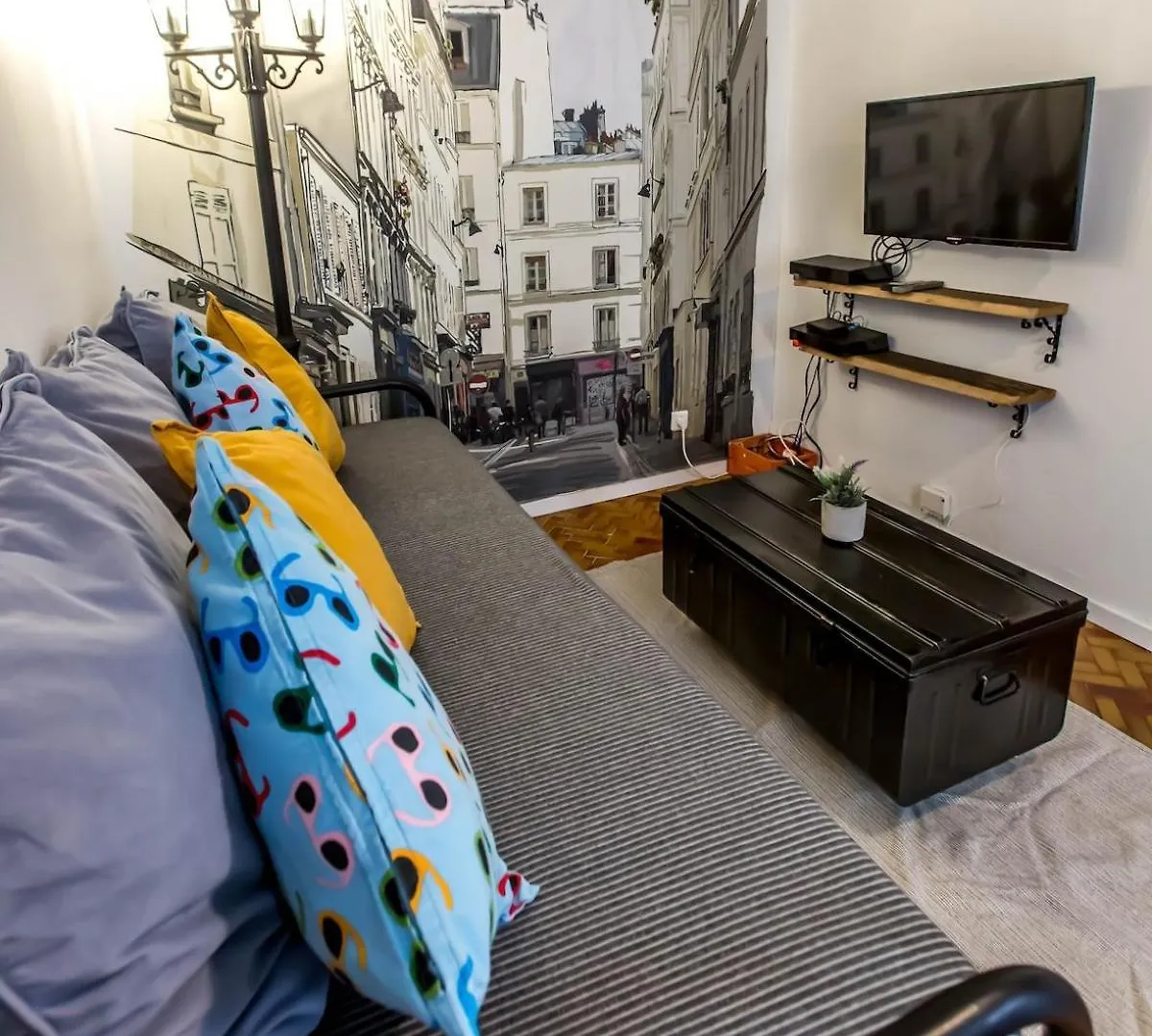 Апартаменты Appartement Cozy En Plein Centre De Paris, Pres De L'Opera Garnier